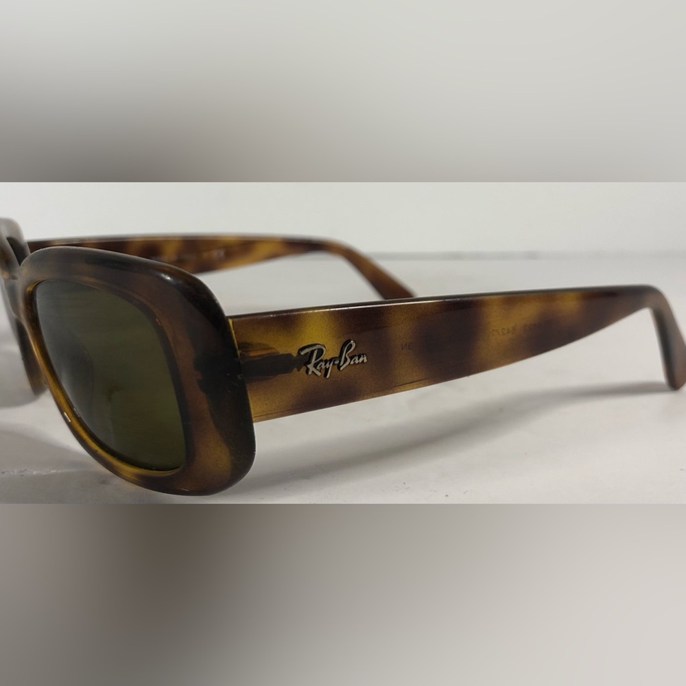 Ray-Ban Women's Rectangular Sunglasses Rb4122 642… - image 4